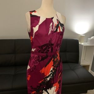 Tahari print dress fitted